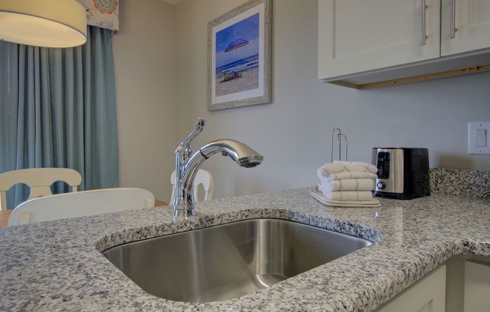 Atlantic Beach Resort, A Ramada 29/68