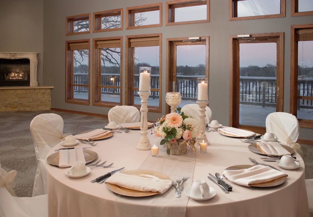 Riverview Inn & Suites, Ascend Hotel Collection 54/72