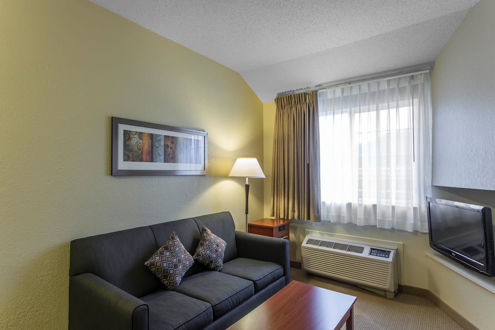 MainStay Suites Brentwood Nashville 34/62
