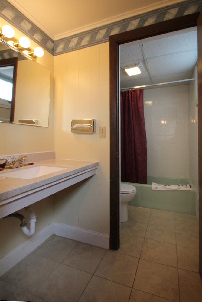 Majestic Regency 33/54