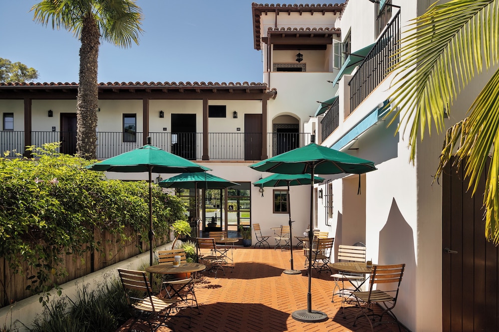 La Playa Inn Santa Barbara 69/74
