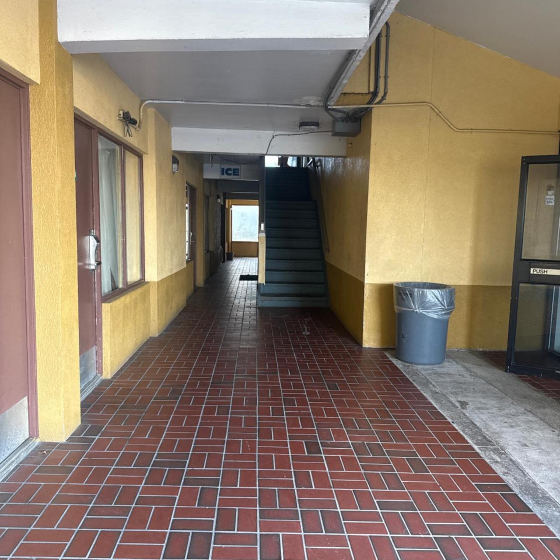Diamond Inn And Suites 24/29