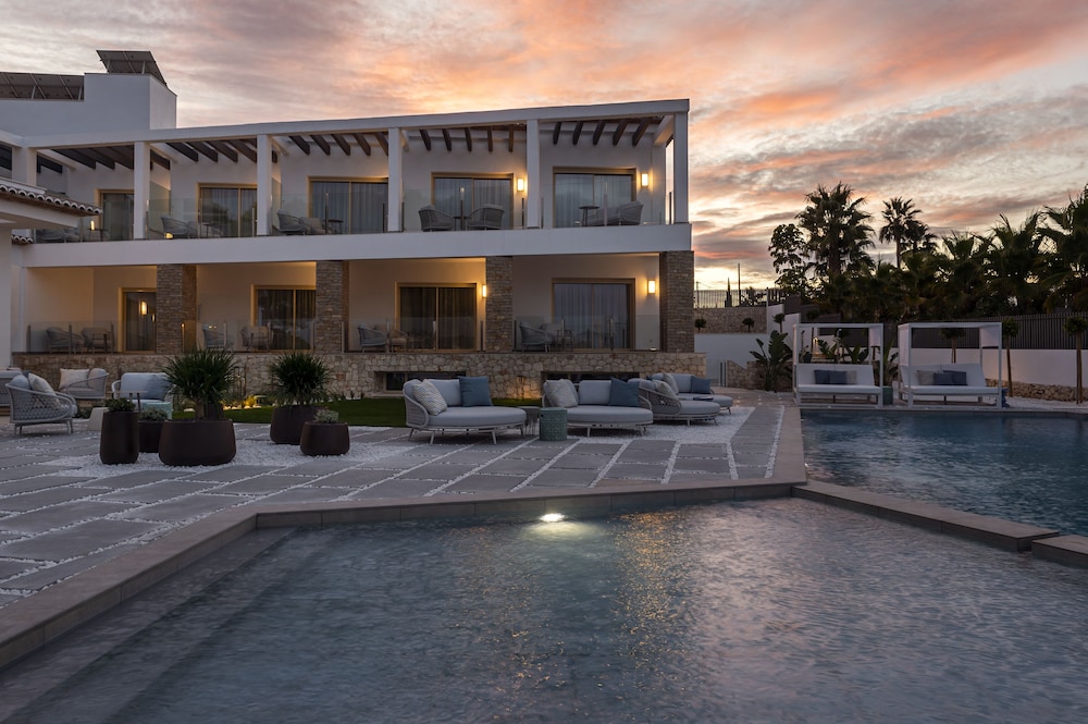 Dionis Boutique Hotel & Spa 4/46