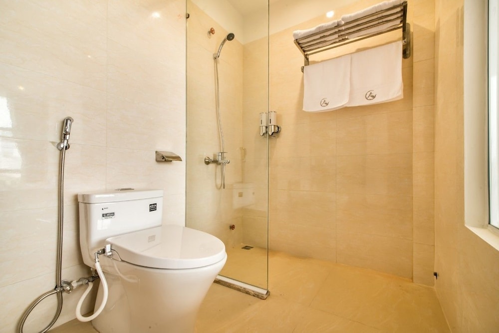 Amona Hotel 46/50