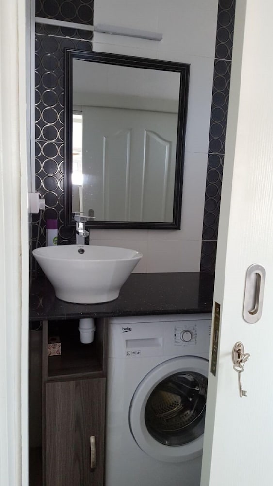 Krishangel Beach Apartment 30/31