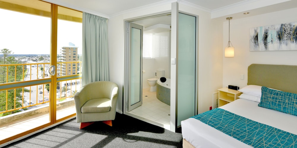 Atlantic Tower Motor Inn 11/45