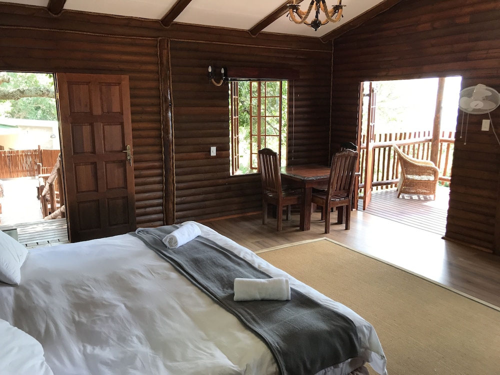 Amafu Forest Lodge 8/50