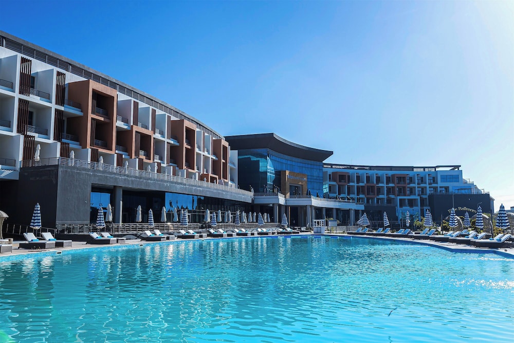 Gewan White Beach Resort New Alamein 6/50