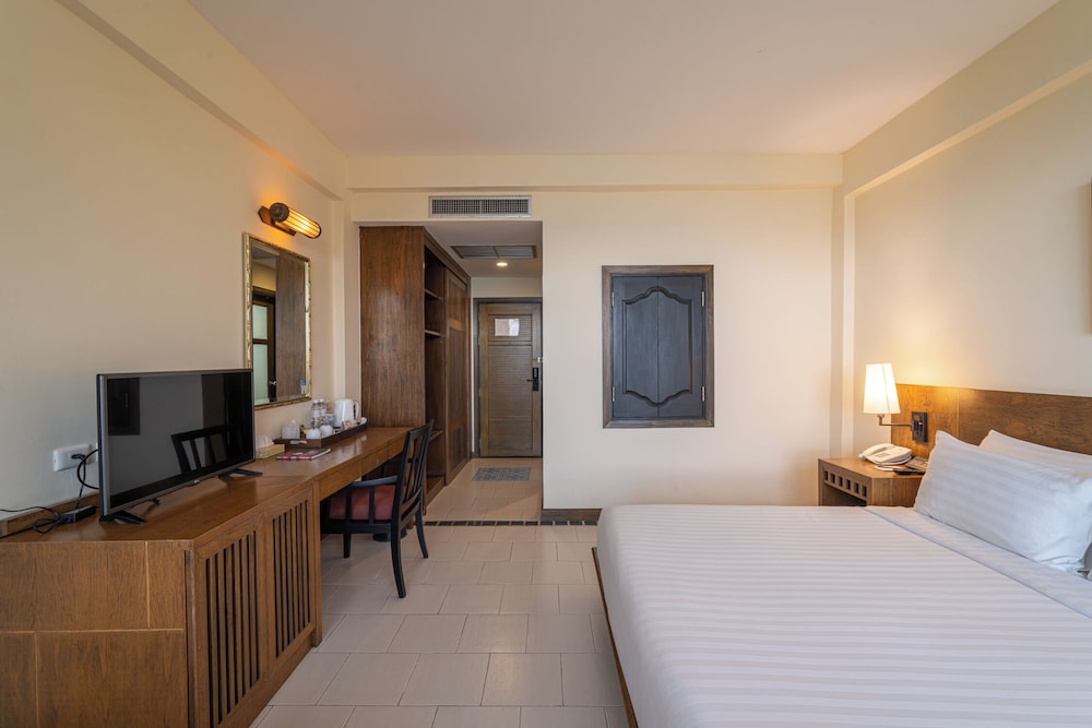 SUPER DELUXE SEAVIEW
