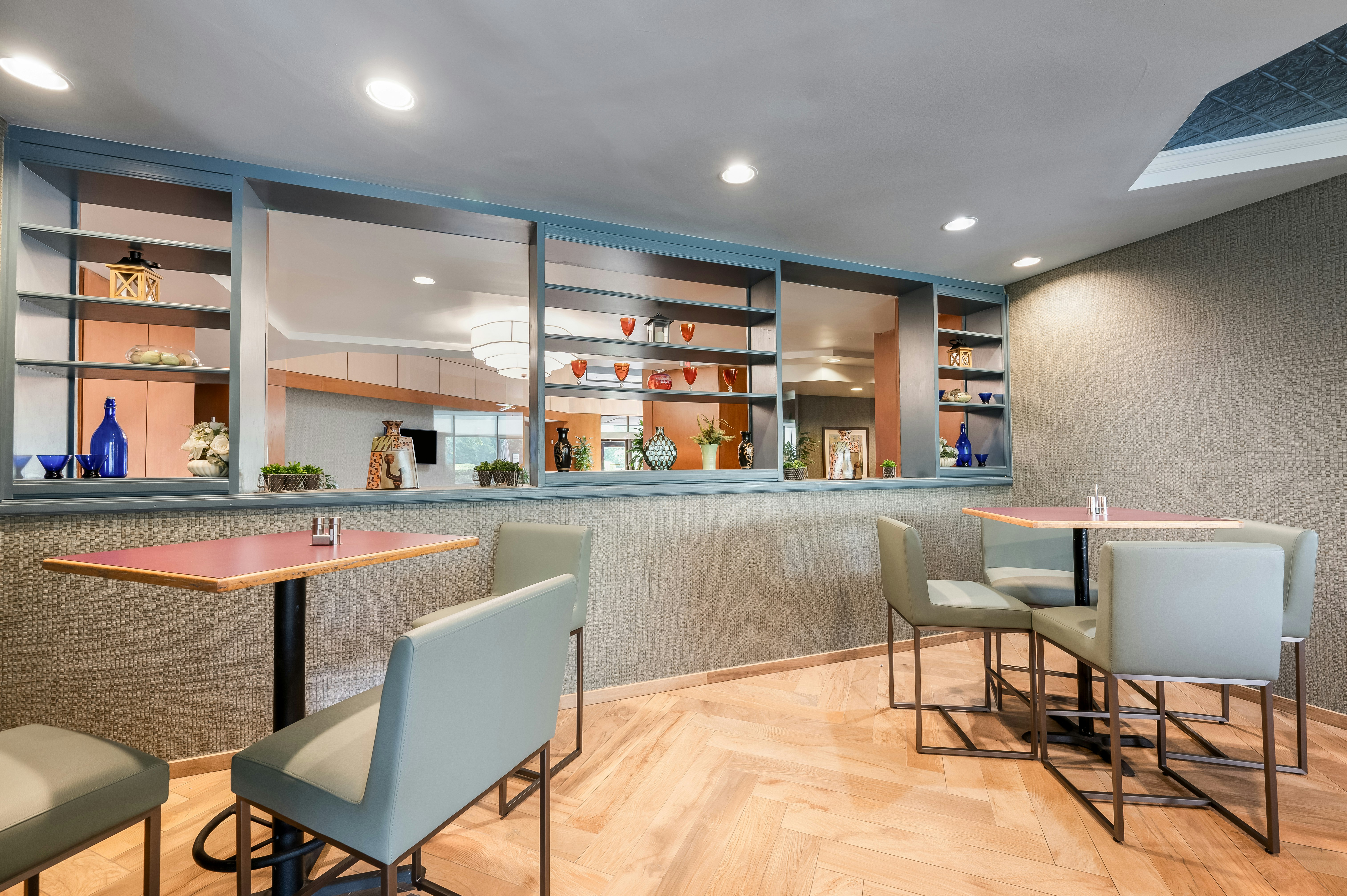 DoubleTree Suites by Hilton Raleigh - Durham 48/82