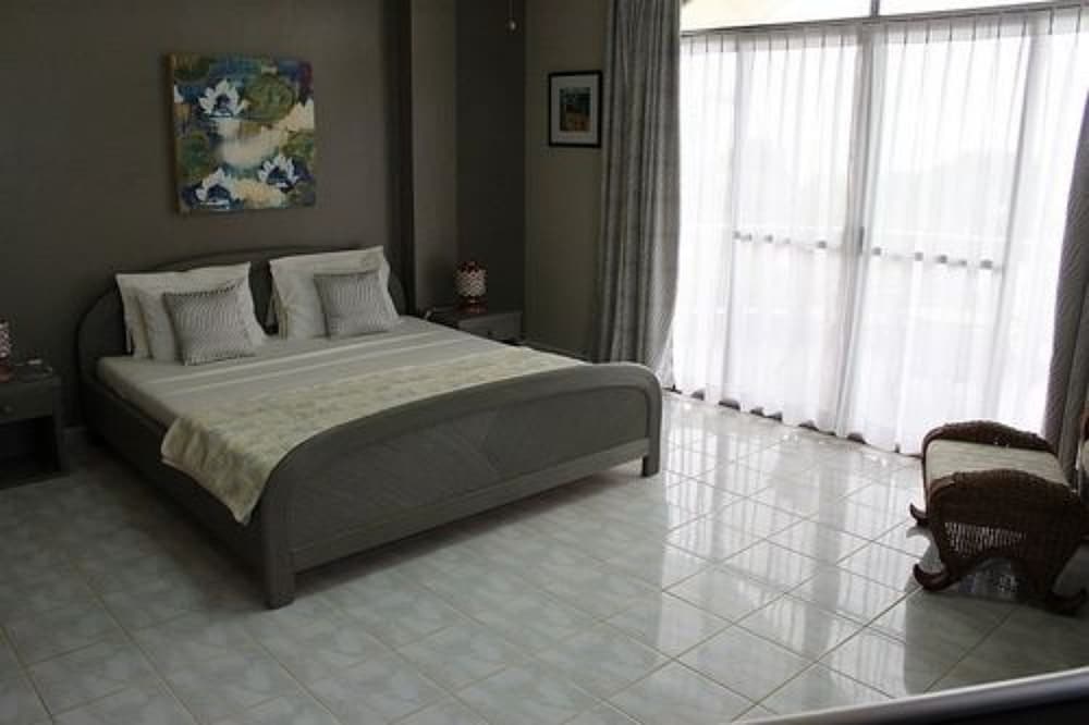 Linaw Beach Resort 15/73