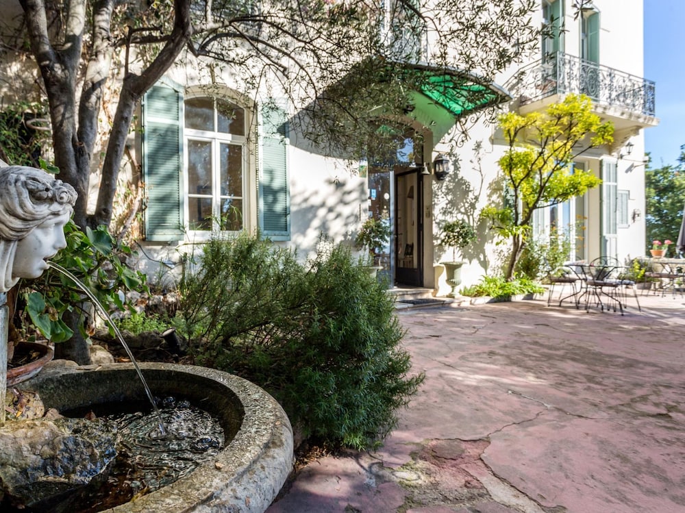 Hotel La Bellaudiere 31/37