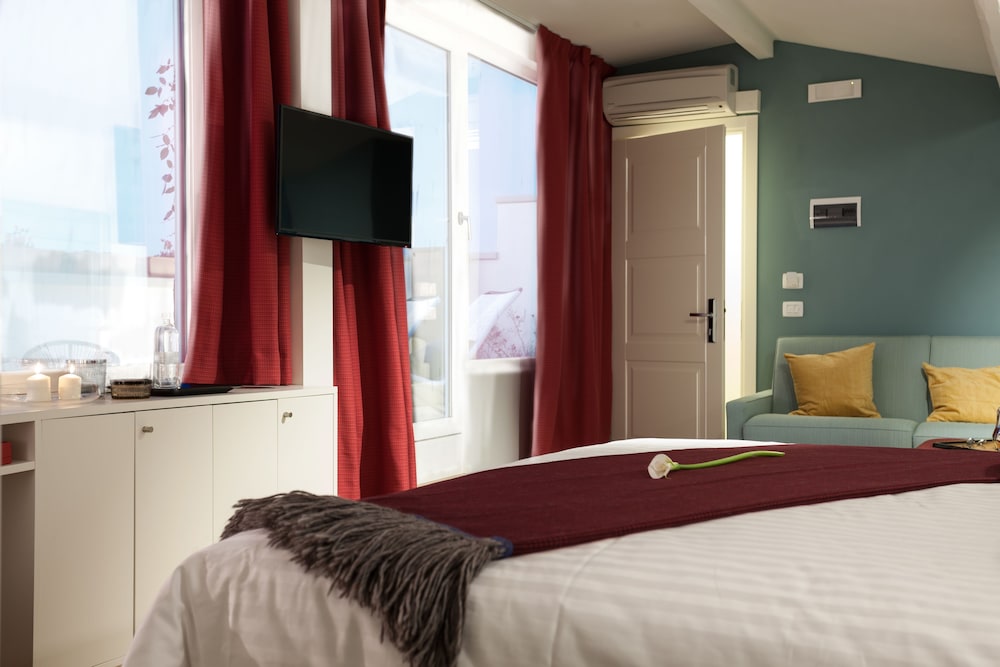Lorena Suites & Apartments 9/61