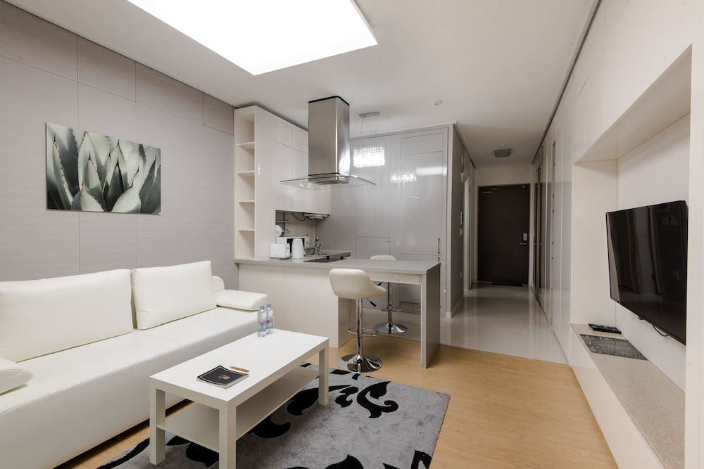 Elite Apart-Hotel 12/22