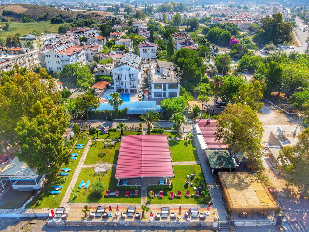 Yucel Hotel 34/50