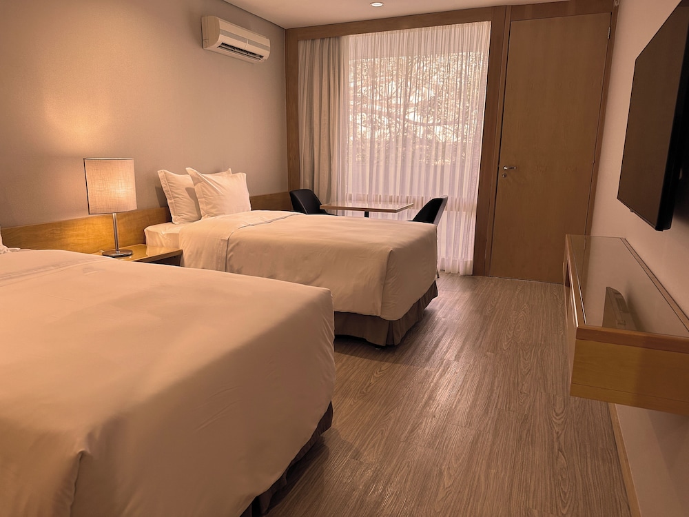 SUPERIOR, TWIN BEDS