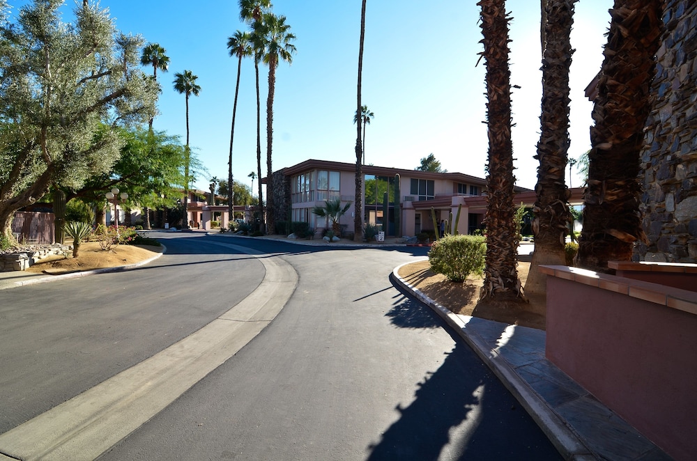Best Western Date Tree Hotel 4/49
