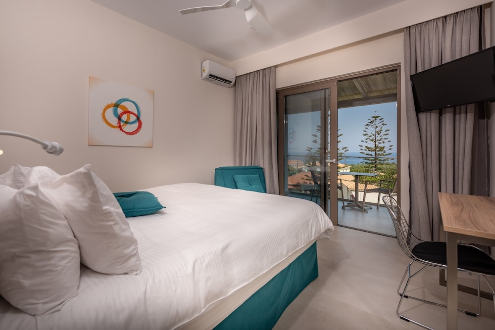 Ionian Aura Apartments 5/50