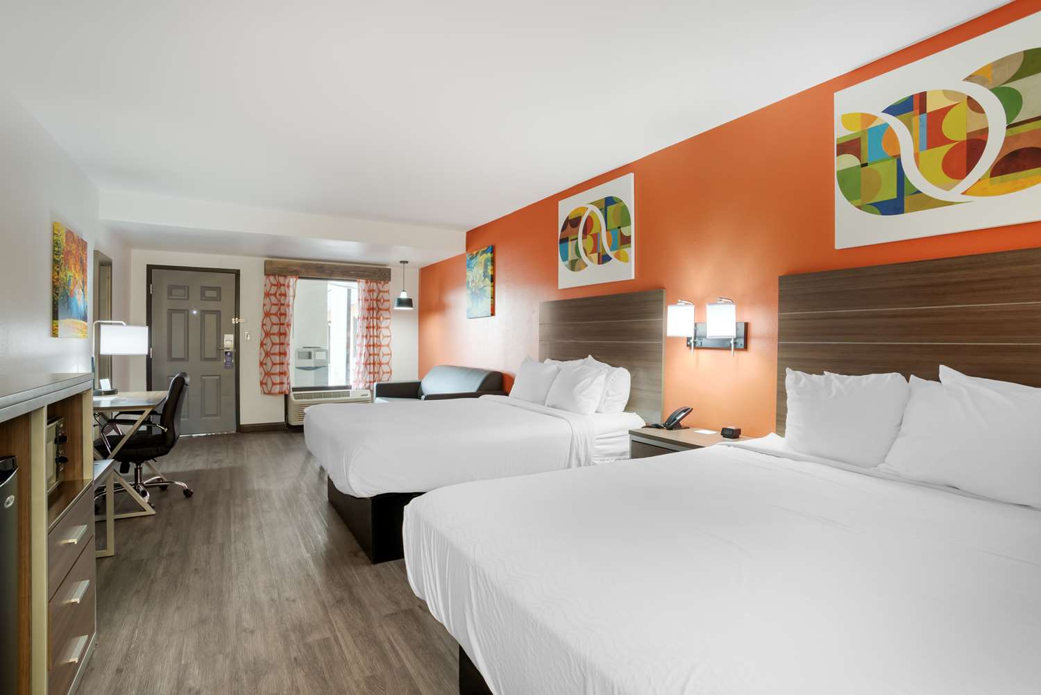 Room, 2 Queen Beds, Sofa, Smoking