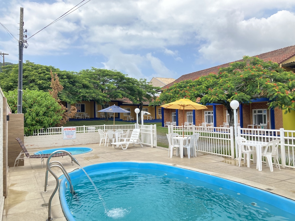 Hotel Balneario Itapocoroi 58/63