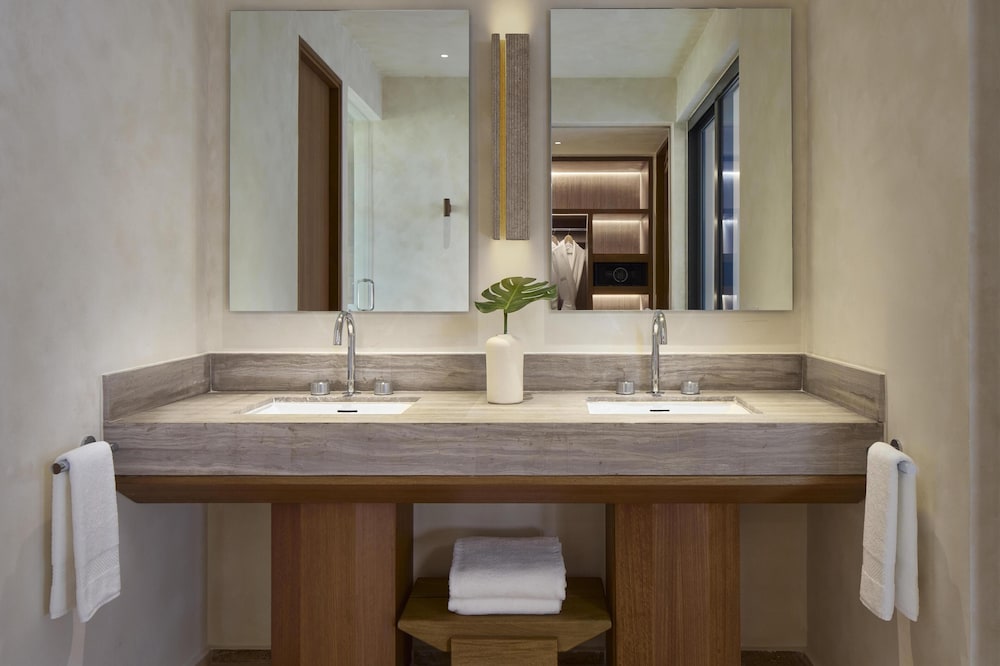 Lagoon, Suite, King Bed, Sky View, Plunge Pool, Andaz Mayakoba Resort Riviera Maya - a concept by Hyatt 10/10