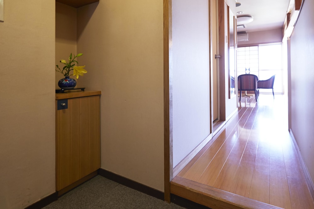 Hotel New Tsuruta 13/71