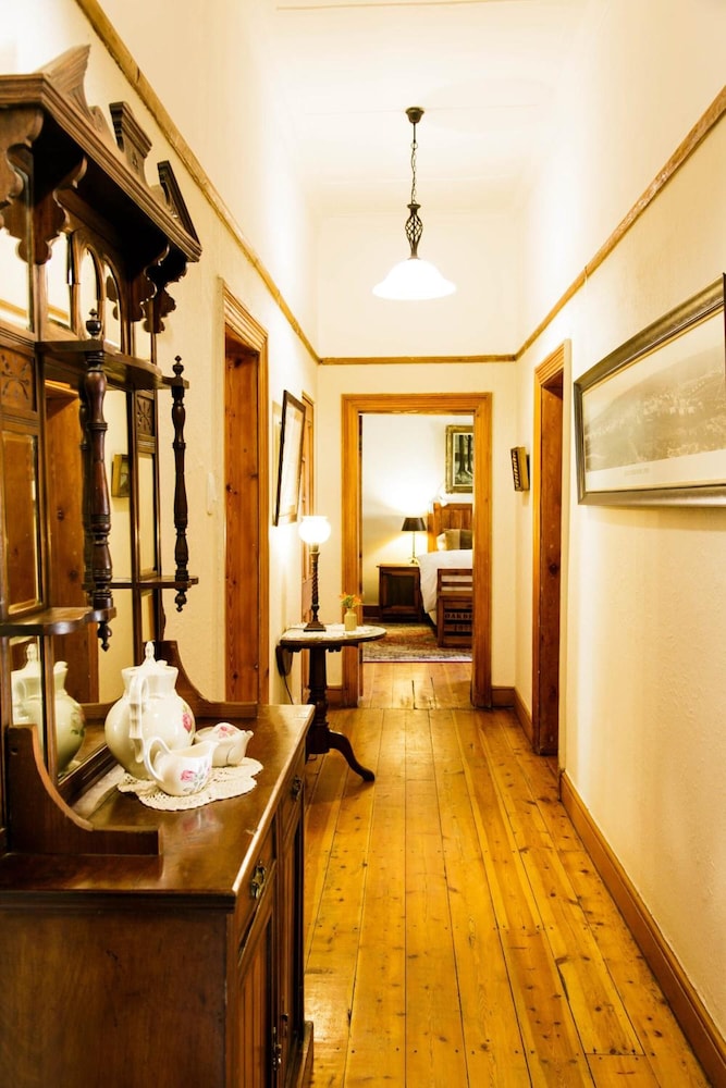 Oakdene Guest House 20/42