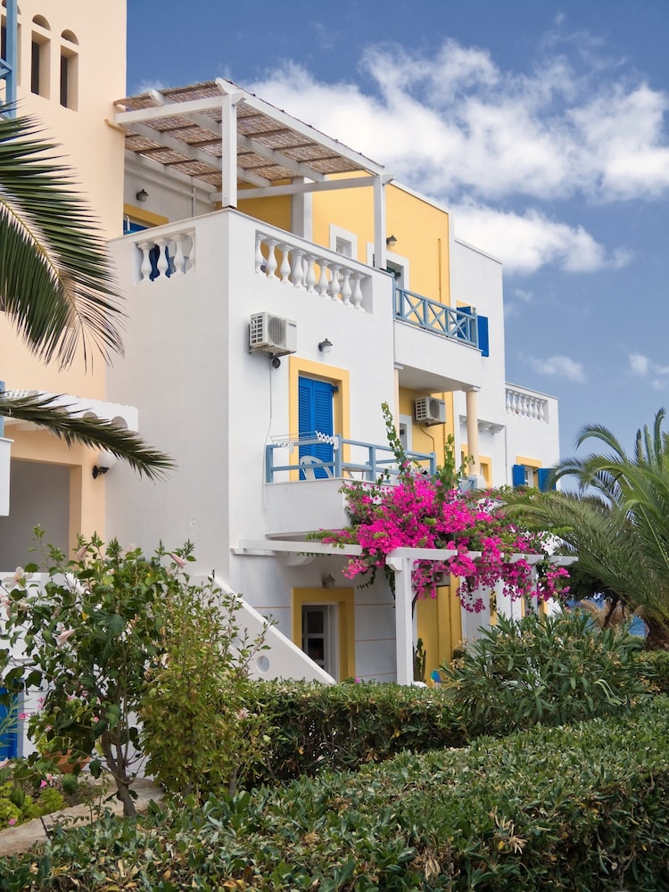 Pyrgos Beach Apartments 1/50