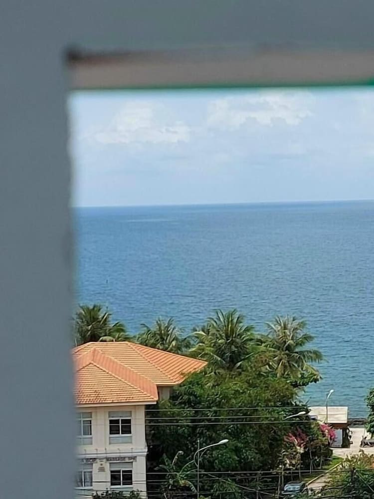 Victoria Phu Quoc Hotel 50/53