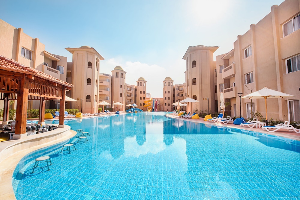 Marom Port Said Resort & Beach 54/57