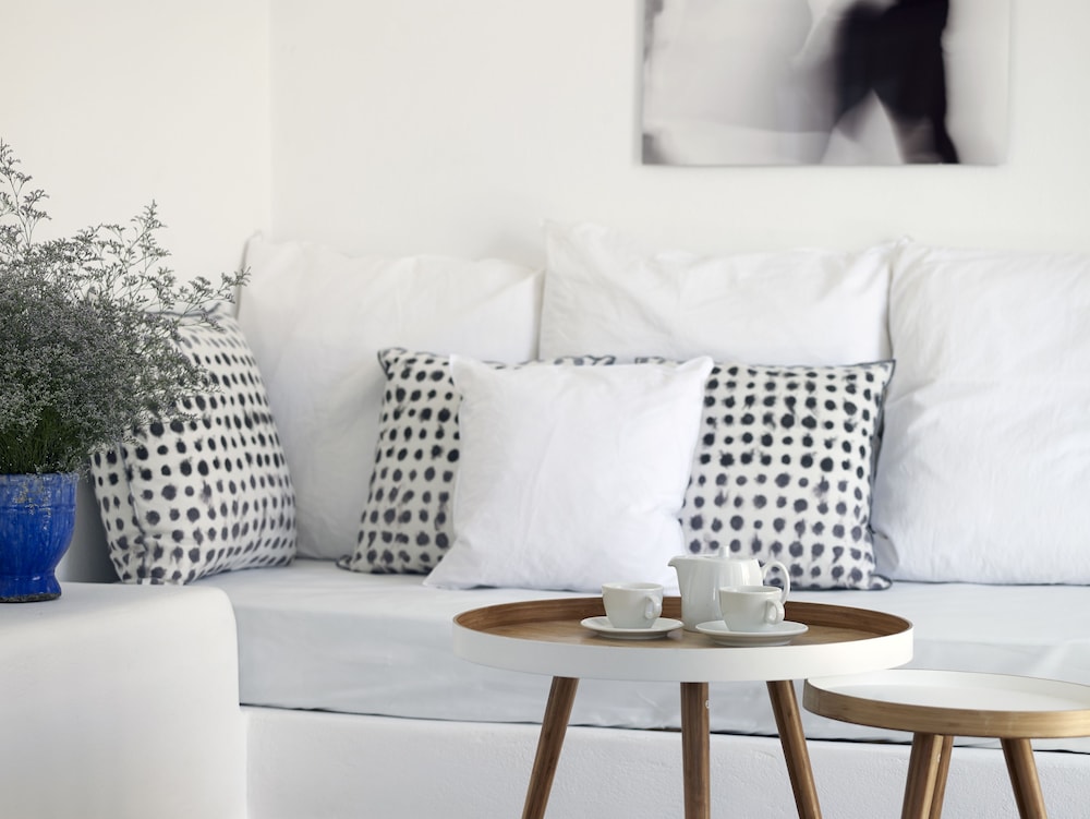 BELLONIAS VILLAS 16/50