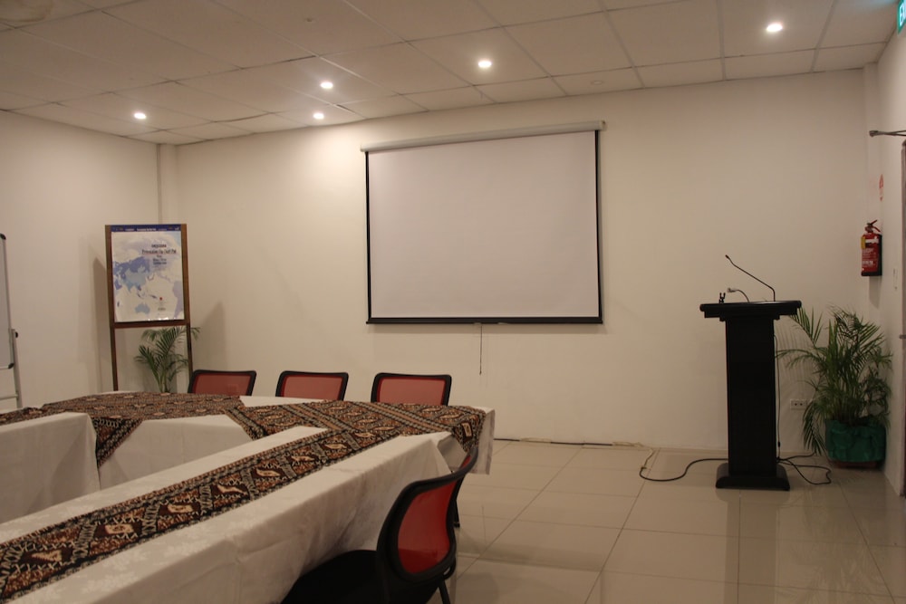 Landers Bay Resort Spa Adults Only 30/61