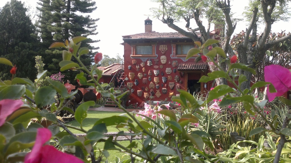 Villa San Jose Hotel And Suites 2/50