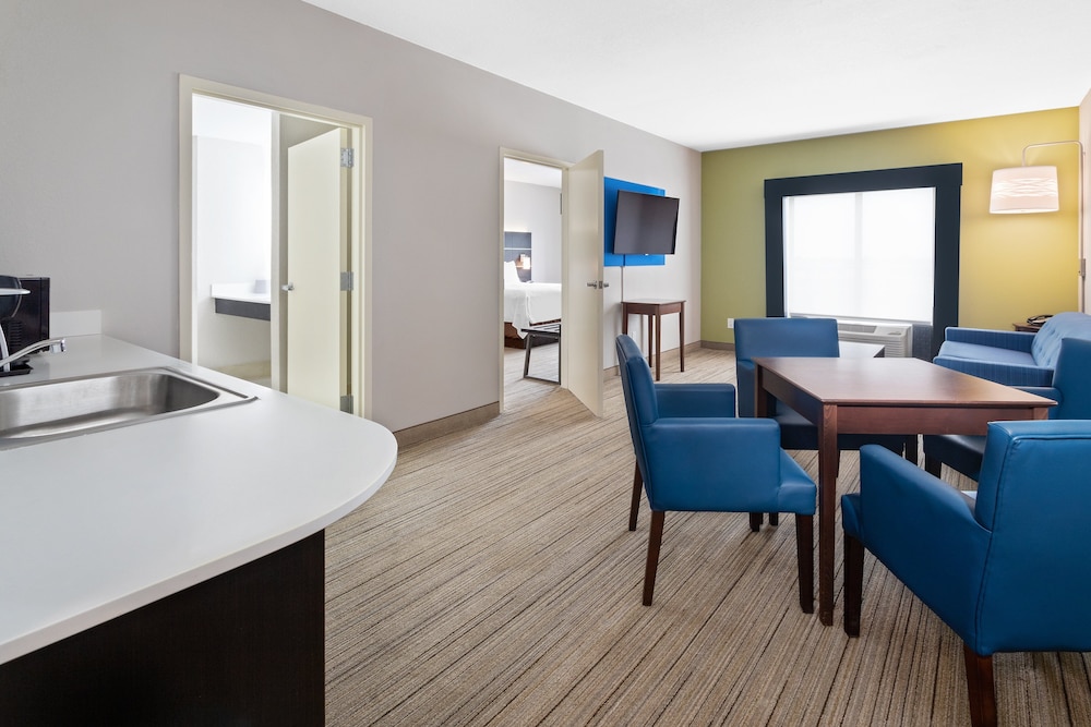 Holiday Inn Express Hotel And Suites Lake Placid 33/43
