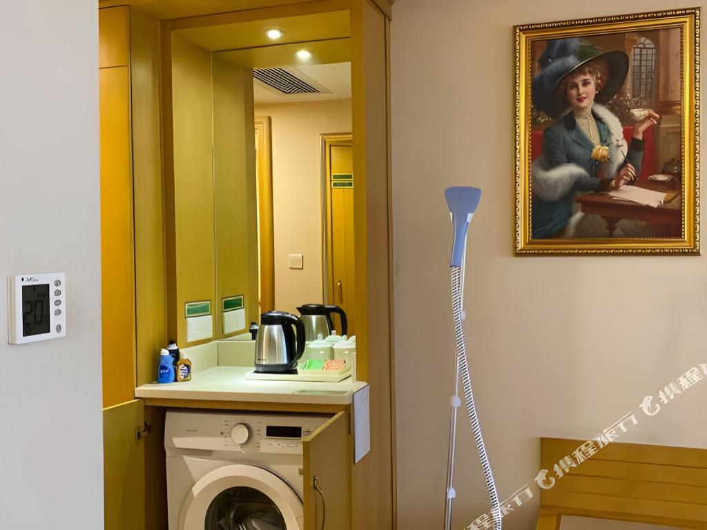 Vienna International Hotel (Zhongshan Torch Center Branch) 42/42
