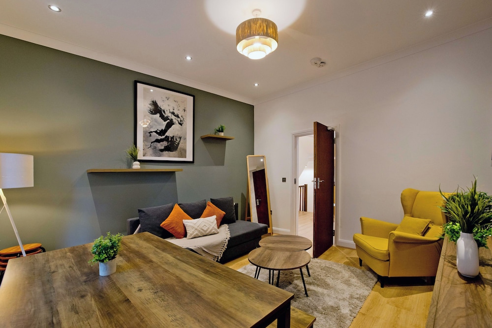Argyle Square Hotel 38/50