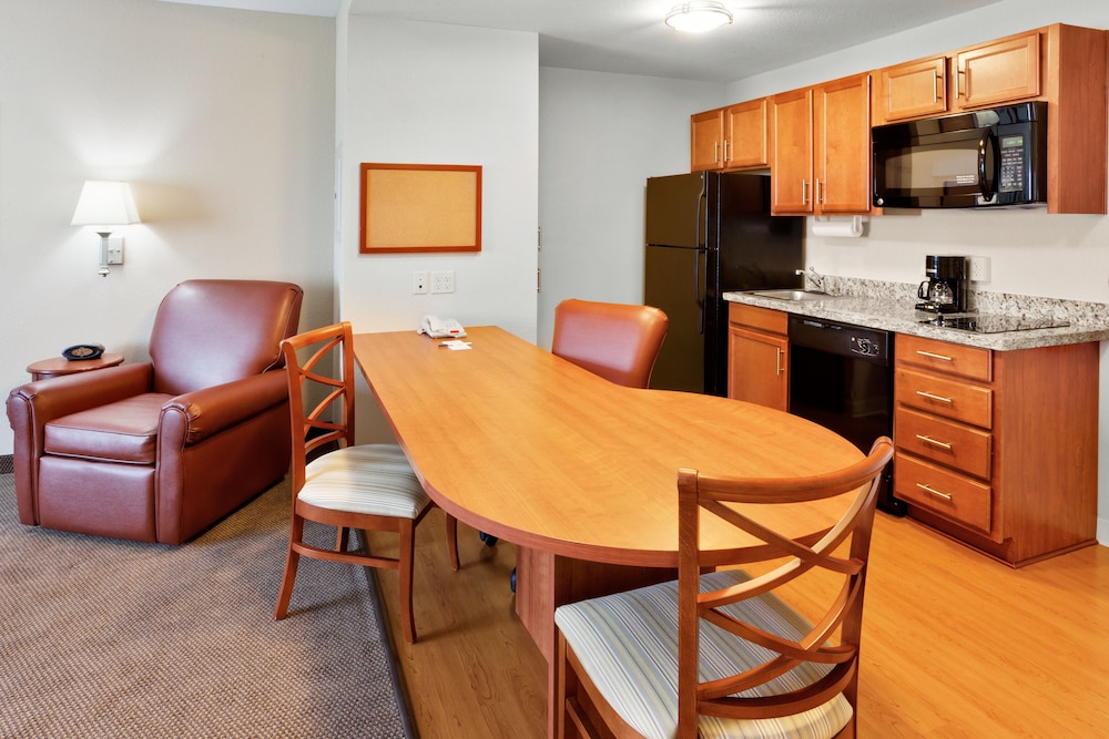 Candlewood Suites Hazleton 39/46