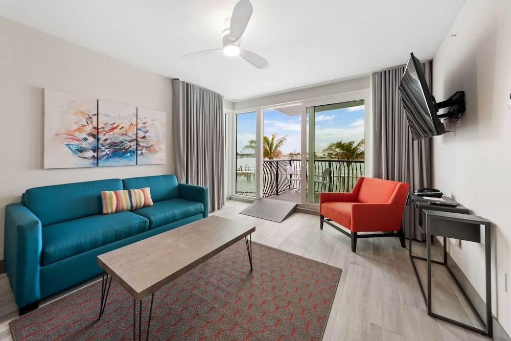 Fusion Resort 17/50