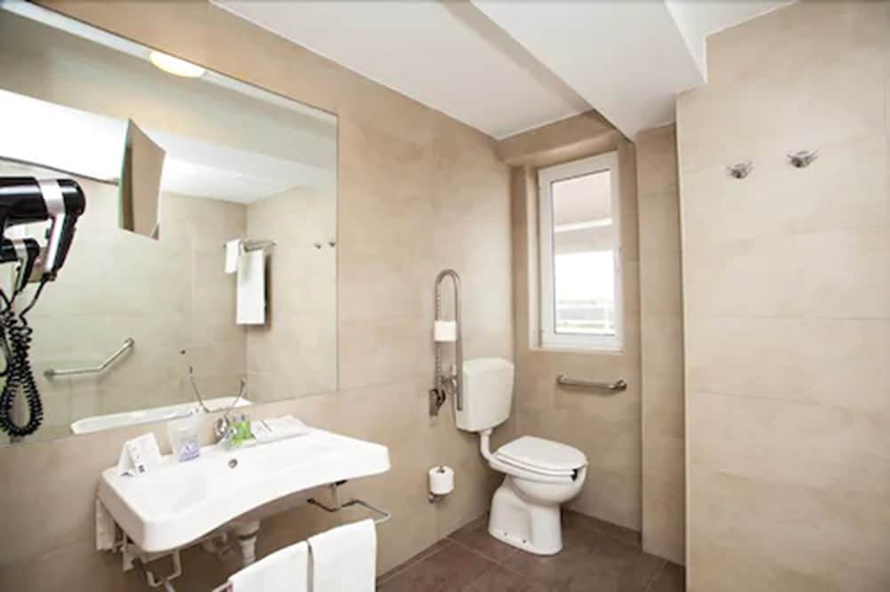 Don Pepe Hotel - Adults Only 33/35