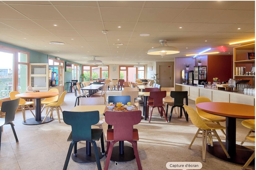 B&B HOTEL Saint Witz Roissy 42/50