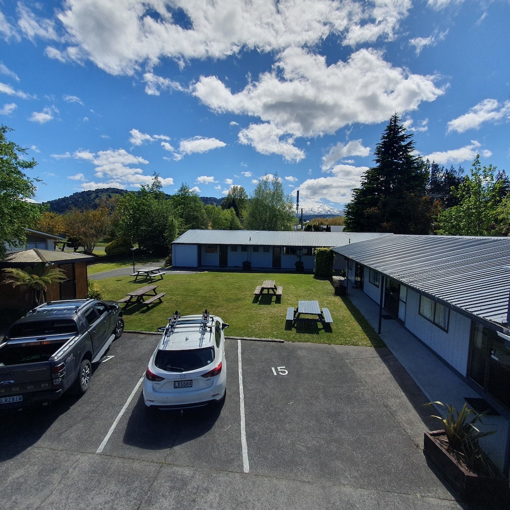 OHAKUNE COURT MOTEL 63/71