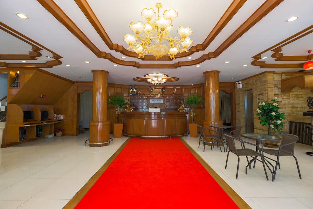 P R Patong Hotel 4/30