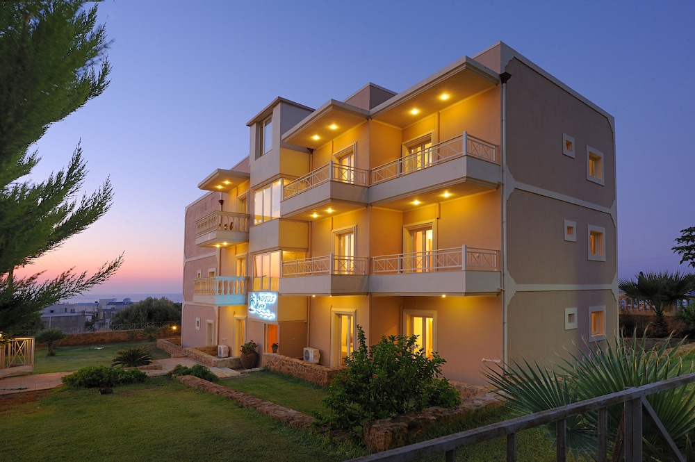 Notos Heights Hotel Suites 2/71