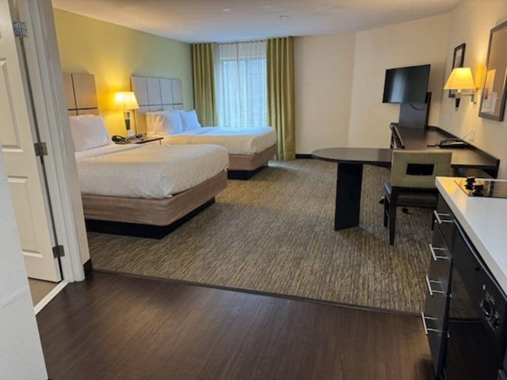 Candlewood Suites Eugene Springfield 6/48