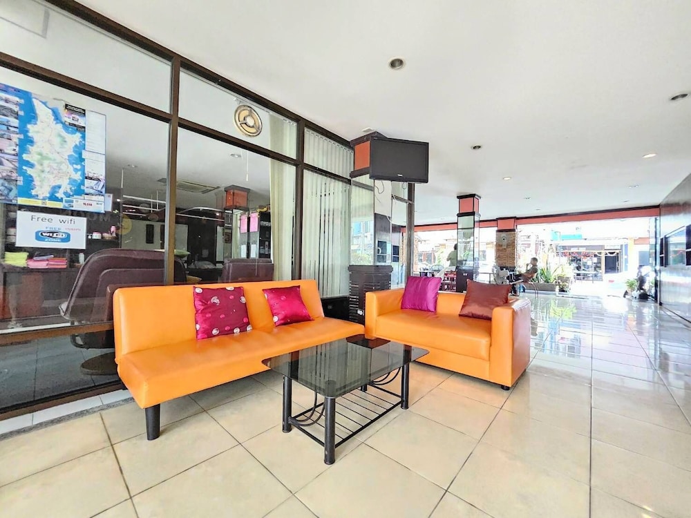 Patong Moon Inn Guesthouse 41/48
