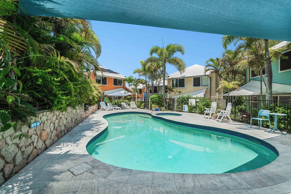 SAILS LIFESTYLE RESORT 34/43