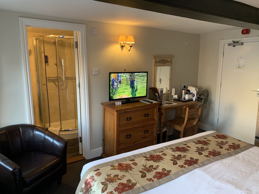 The New Inn 9/43