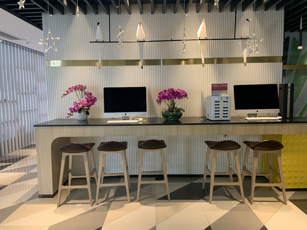 Ibis Styles Kunming Nanping Hotel 5/40