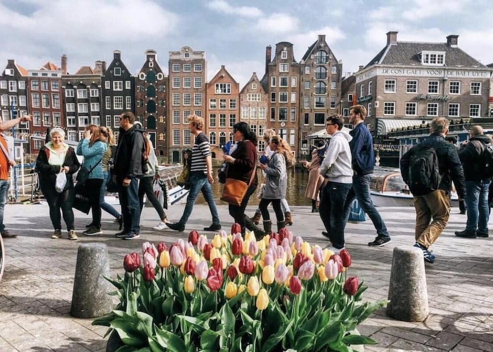 Facade Hotel Amsterdam 39/44