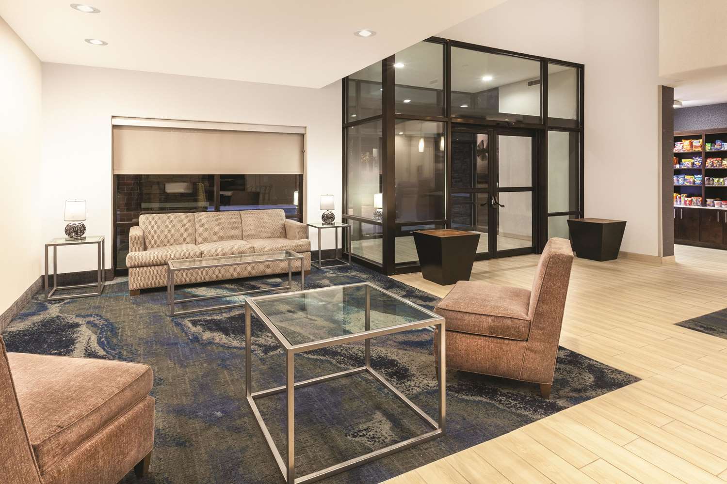 La Quinta Inn & Suites by Wyndham Philadelphia Airport 28/49
